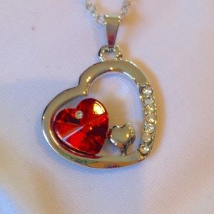 NEW- 3-hearts-in-1 Pendant Necklace